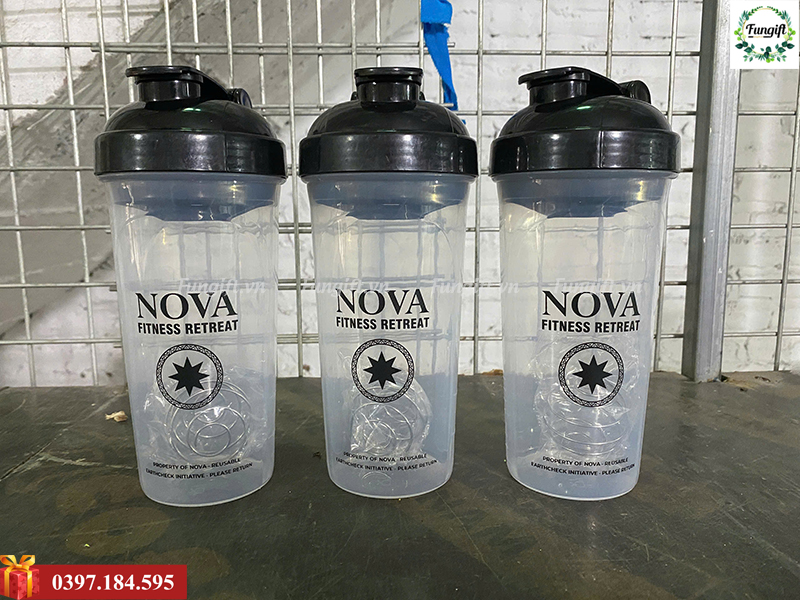 Đặt in cốc lắc thể thao