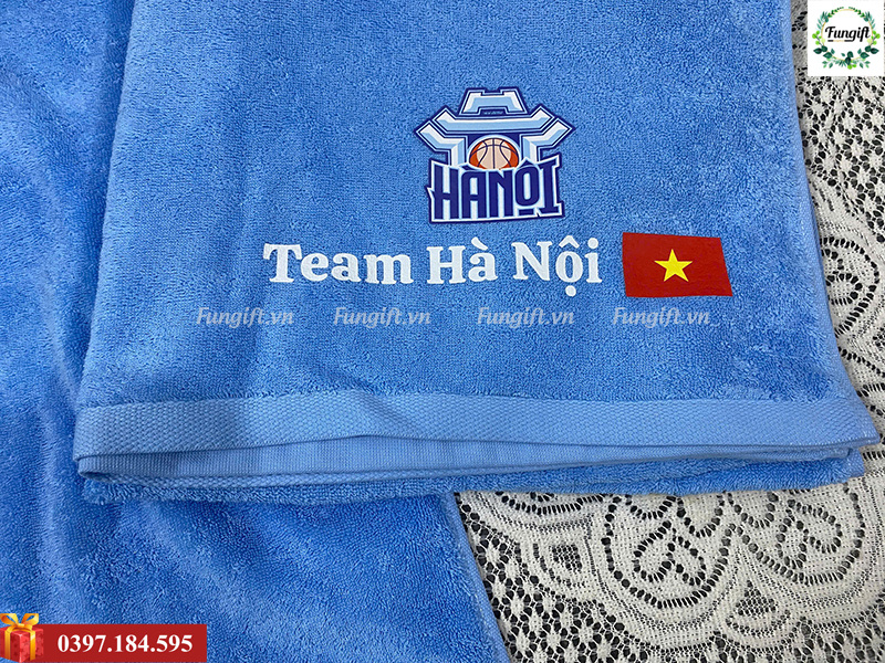 Khăn tắm thêu tên theo yêu cầu