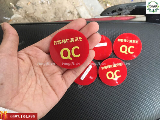 Pin cài áo công ty