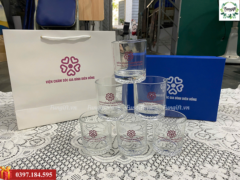 Đặt in cốc thủy tinh số lượng lớn