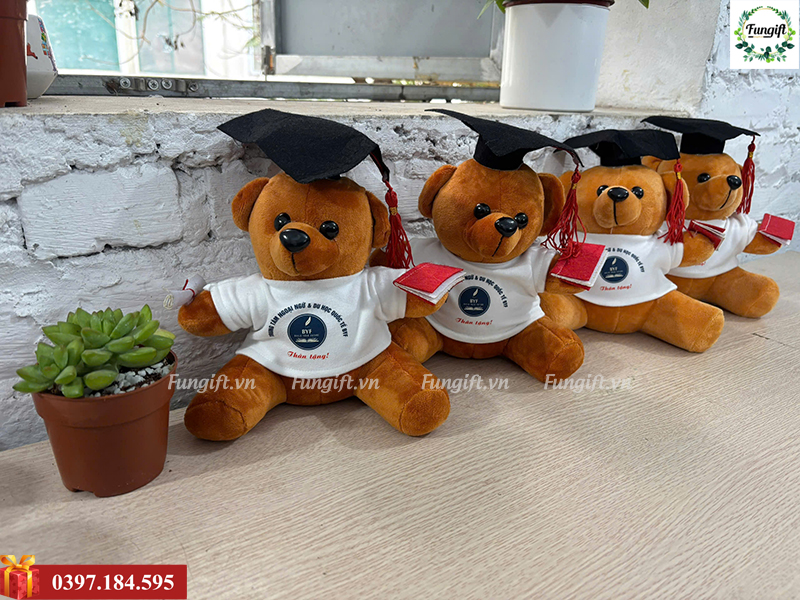 Mẫu gấu tốt nghiệp in theo yêu cầu