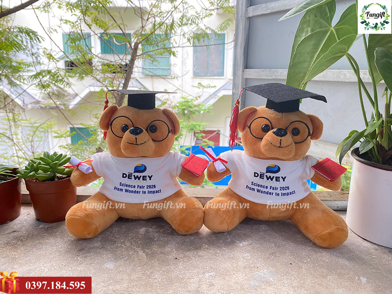 In gấu bông tốt nghiệp số lượng ít giá rẻ theo yêu cầu