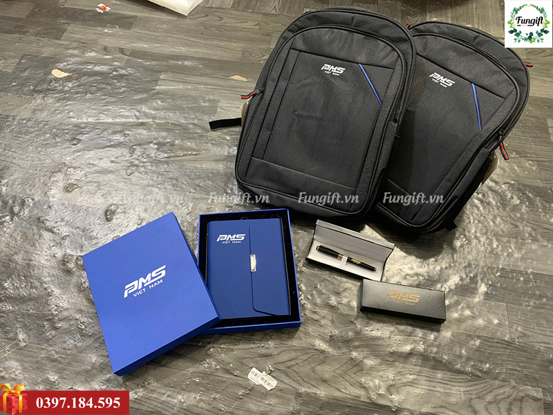 Set quà tặng khách hàng