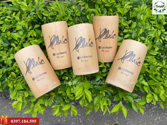 Gia công in cốc tre tại xưởng