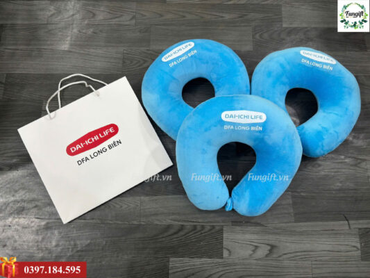 May gối U in theo yêu cầu