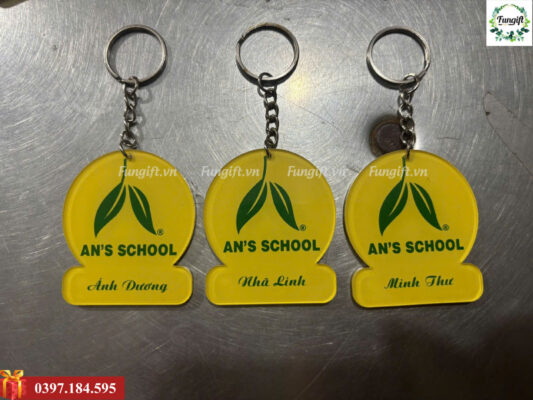 Xưởng in móc khóa mica tại Hà Nội