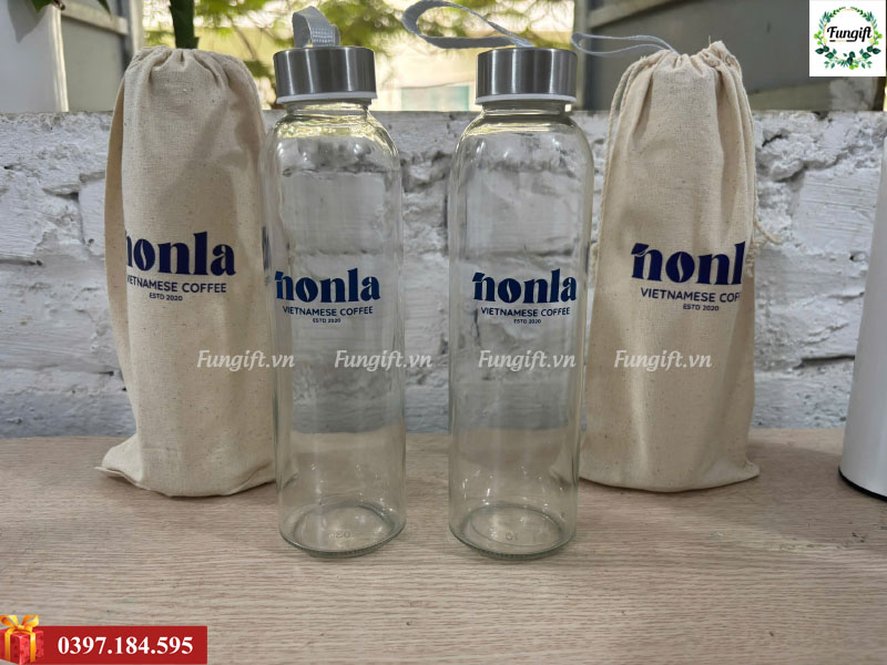 Bình thuỷ tinh 500ml kèm túi vải in logo theo yêu cầu