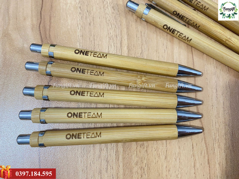 Bút bi gỗ tre quà tặng