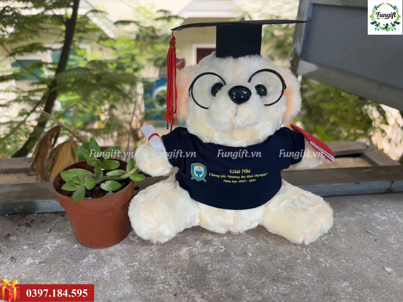 Gấu bông tặng lễ tốt nghiệp