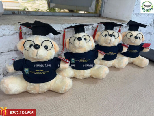 Gấu bông tốt nghiệp in logo