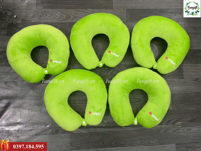 Gối chữ U in logo ngân hàng