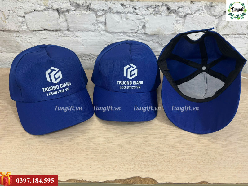 In mũ đồng phục