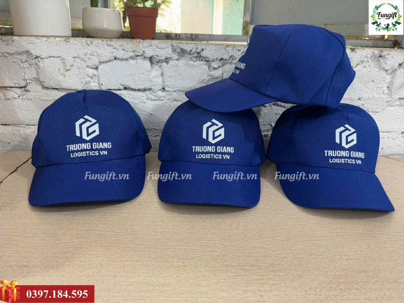 In mũ theo yêu cầu Hà Nội