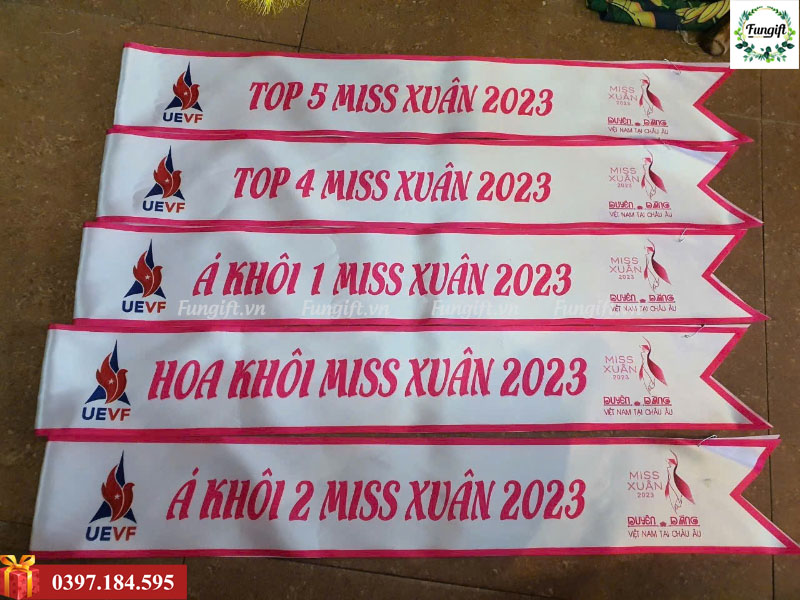 Sản xuất sash tốt nghiệp