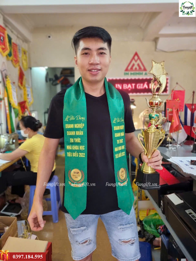 Xưởng in sash theo yêu cầu