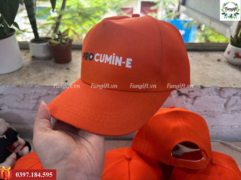 In logo lên mũ lưỡi trai giá rẻ