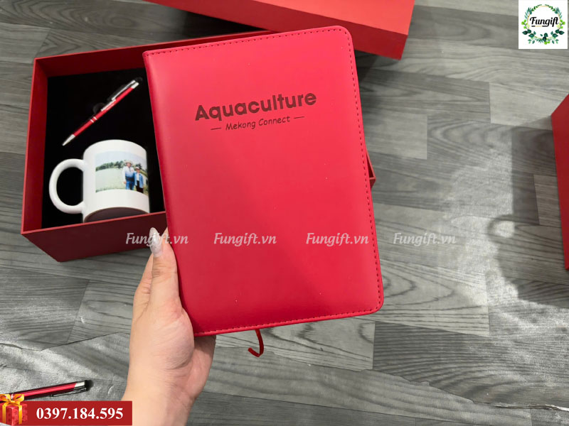 Sản xuất quà tặng doanh nghiệp