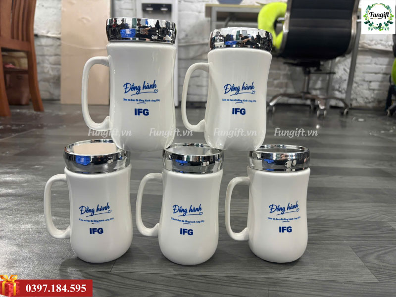 Dịch vụ in logo lên cốc sứ tráng gương