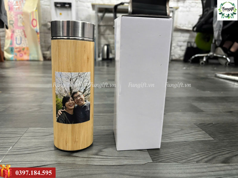 In ảnh lên bình tre giữ nhiệt