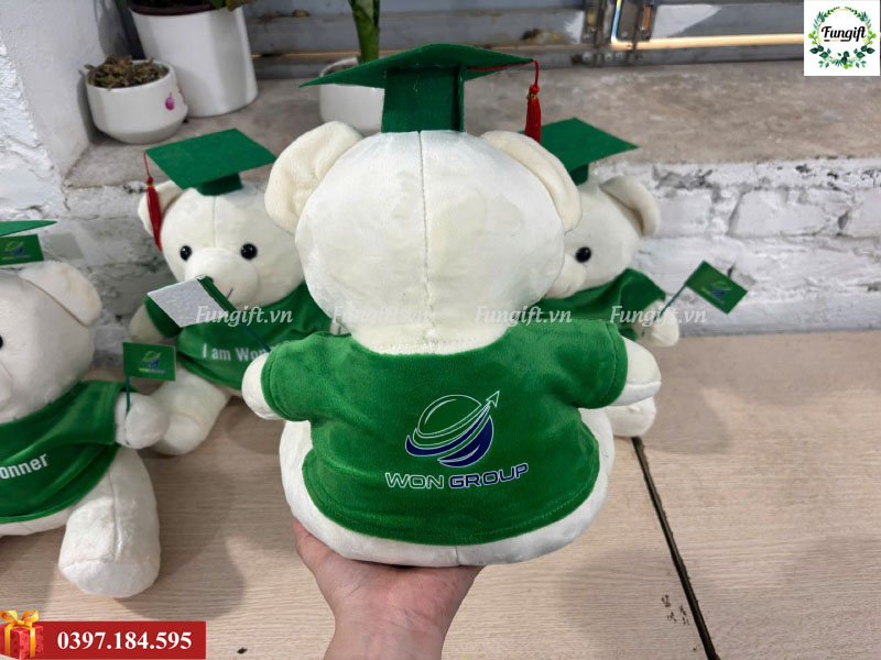 In logo gấu bông kèm cờ phụ kiện