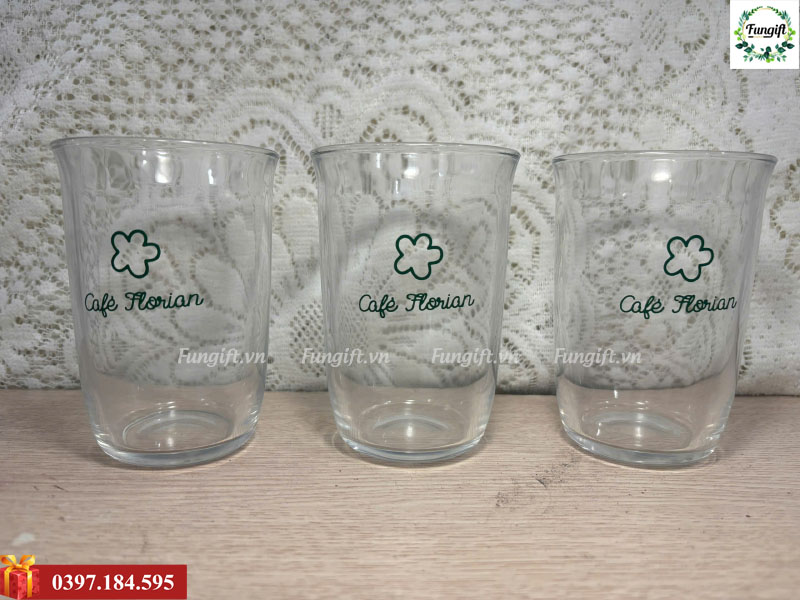 In logo lên cốc thủy tinh