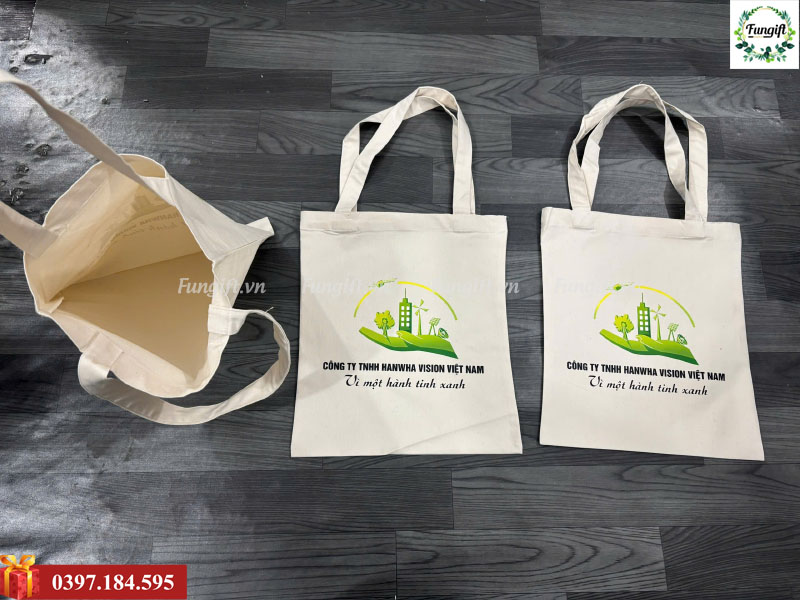 In logo lên túi vải canvas