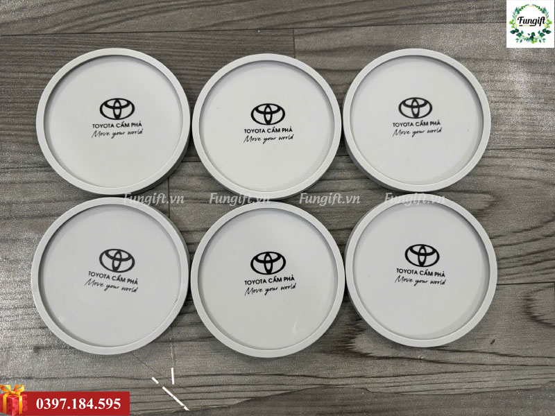 In lót ly cao su theo yêu cầu