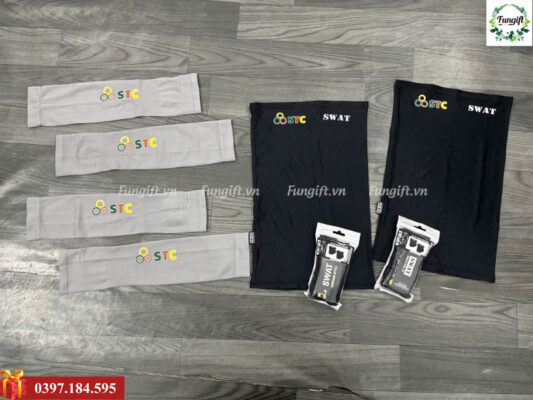 Khăn ống và găng tay đi nắng in logo