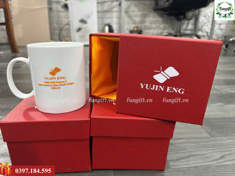 Cốc sứ kèm hộp đựng in logo theo yêu cầu
