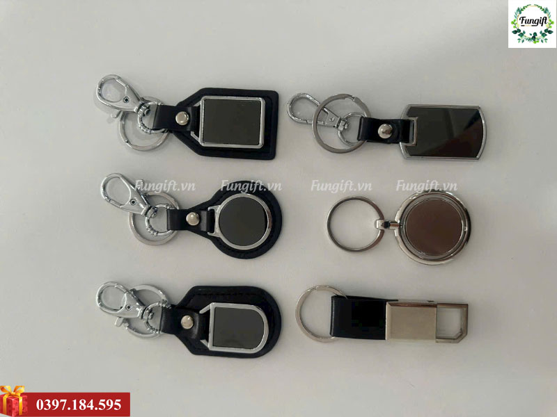 Công ty sản xuất gia công in khắc tên, log lên móc khoá