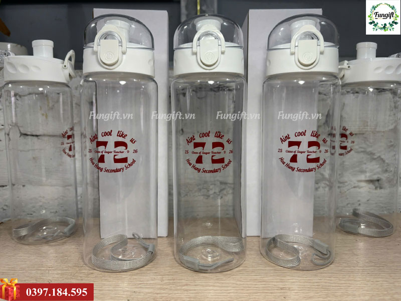 In bình nước nhựa theo yêu cầu