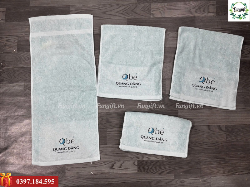 Khăn in thêu logo thương hiệu khách sạn, spa quà tặng