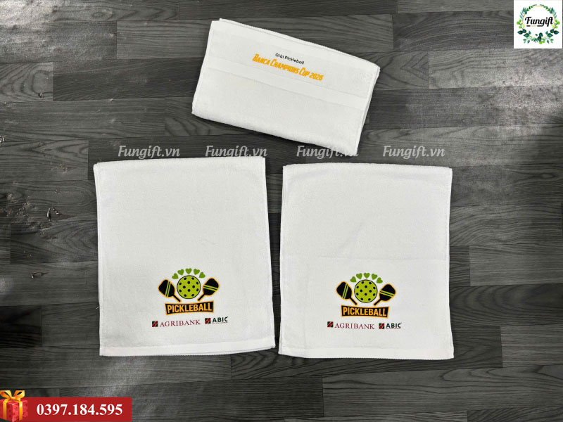 Khăn thể thao pickleball in logo