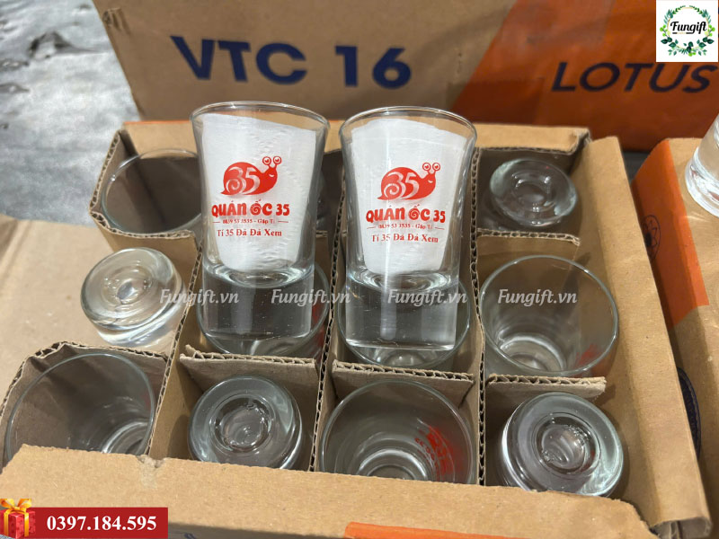 Nhà cung cấp ly rượu thuỷ tinh in logo