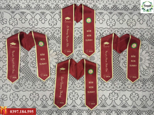 Xưởng may sash tốt nghiệp theo yêu cầu