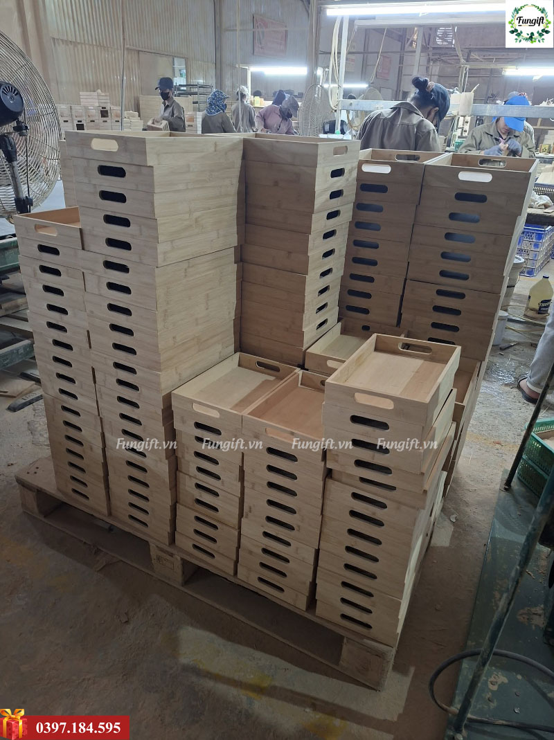 Các mẫu khay gỗ khắc logo