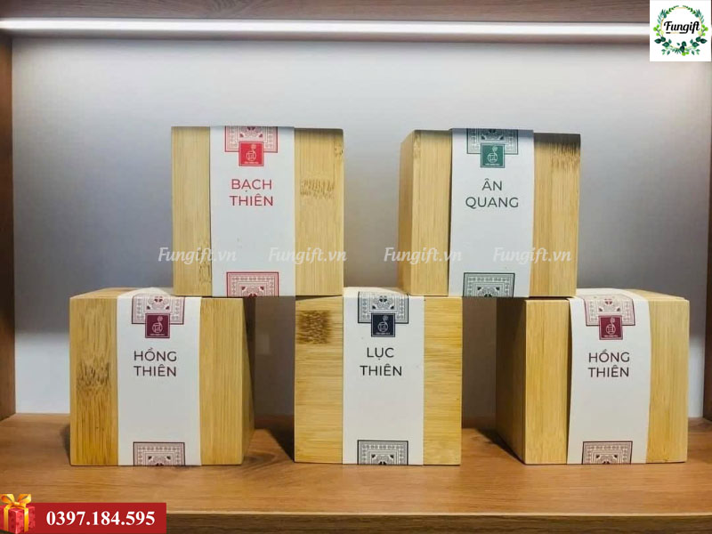 Hộp trà tre in khắc logo thương hiệu