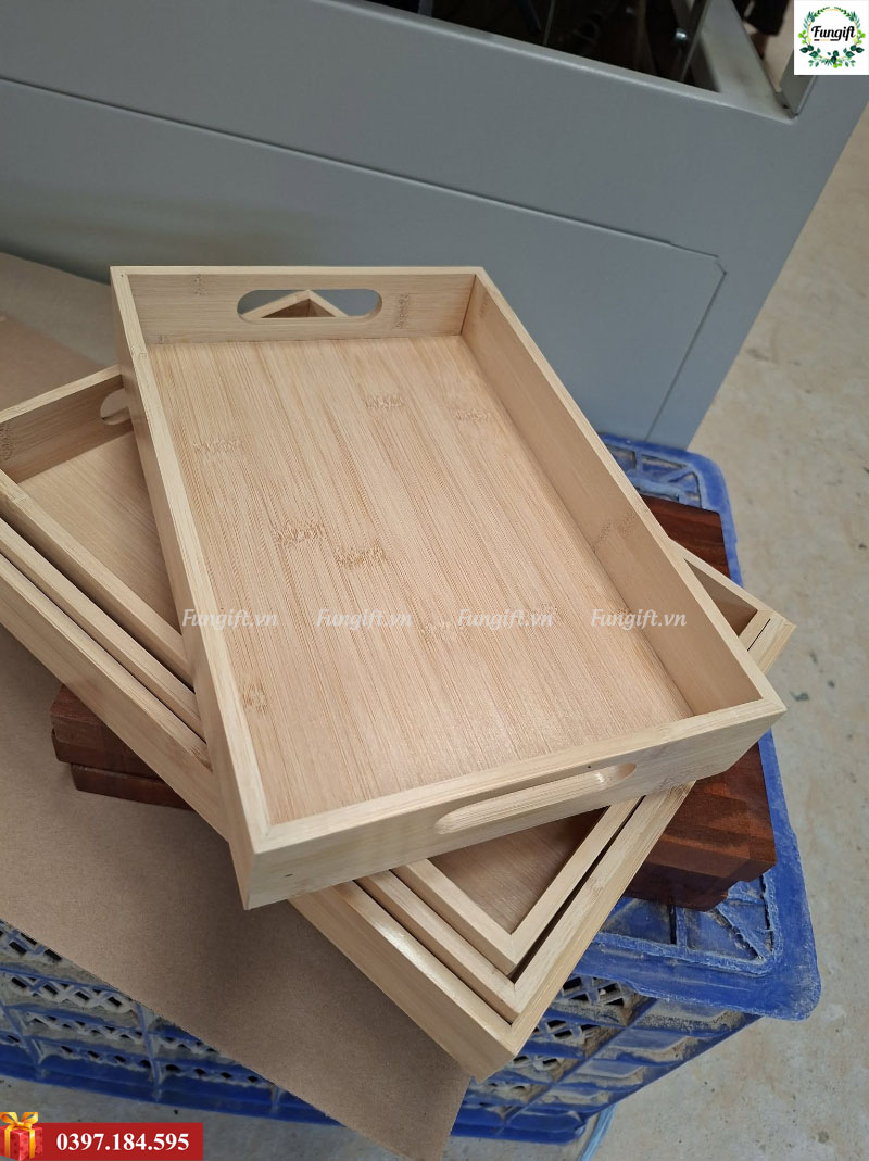 Khay gỗ khắc theo yêu cầu
