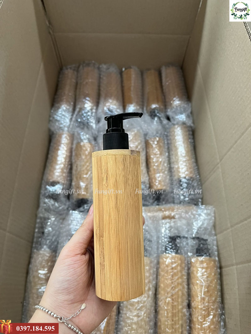 Mẫu đồ dùng tre khắc theo yêu cầu
