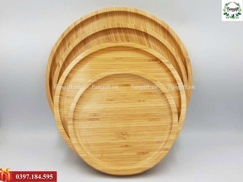 Mẫu khay gỗ tròn in khắc tên