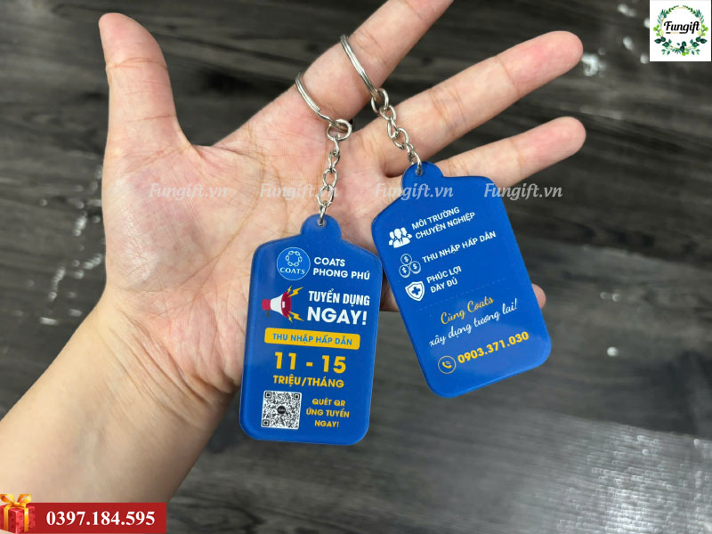 Móc khóa mica in thông tin tuyển dụng
