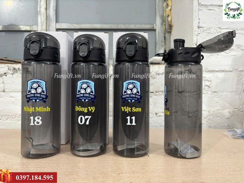 Quà tặng bình nhựa nắp bật in giá rẻ