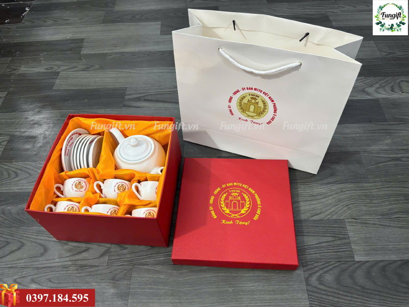 Túi quà bộ ấm chén in logo