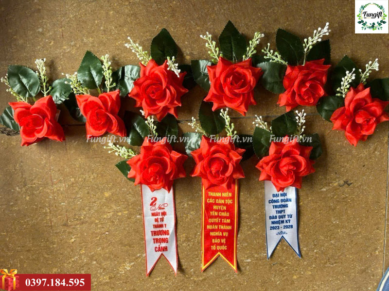 Bán hoa cài áo Hà Nội