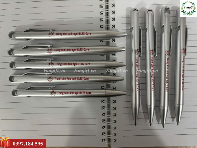 Bút bi quảng cáo in logo theo yêu cầu làm quà tặng