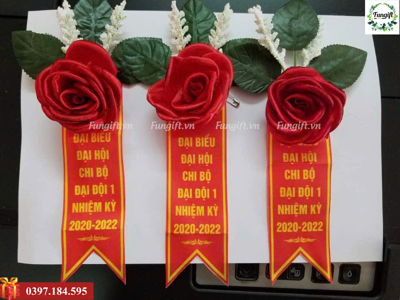 Hoa cài áo chương trình sự kiện