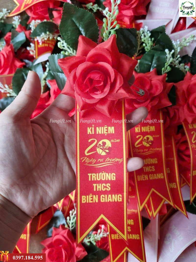Hoa cài áo doanh nghiệp