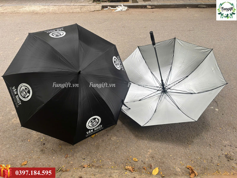 In logo lên ô dù cầm tay số lượng ít