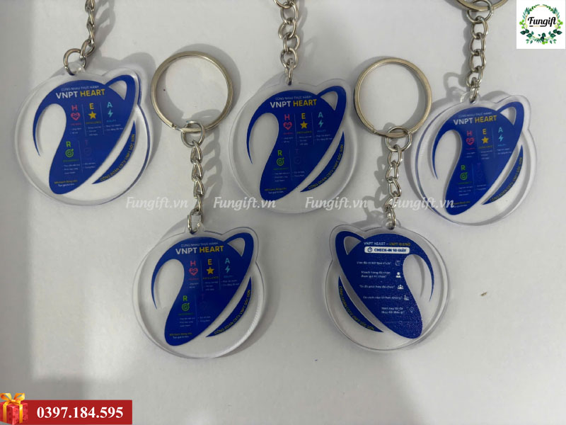 Địa chỉ xưởng in móc khóa mica giá rẻ
