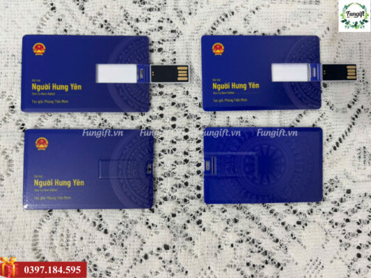Mẫu USB dạng thẻ in logo giá rẻ